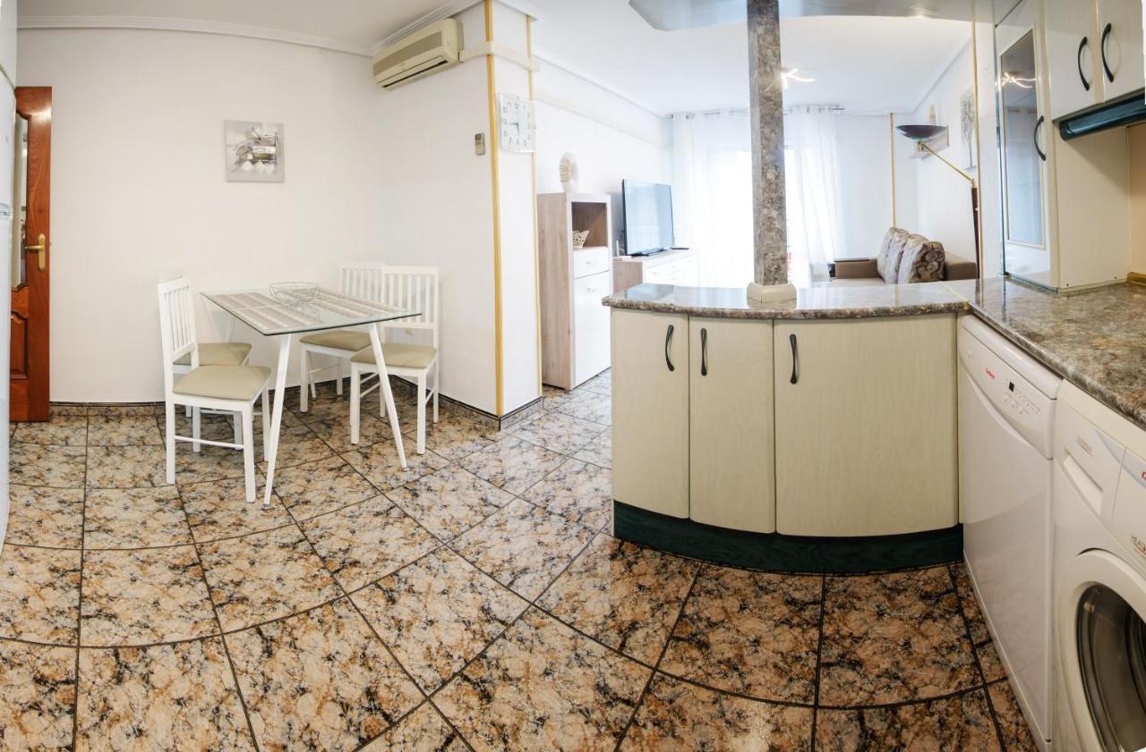 Holiday La Loma Apartment Torrevieja Exteriör bild
