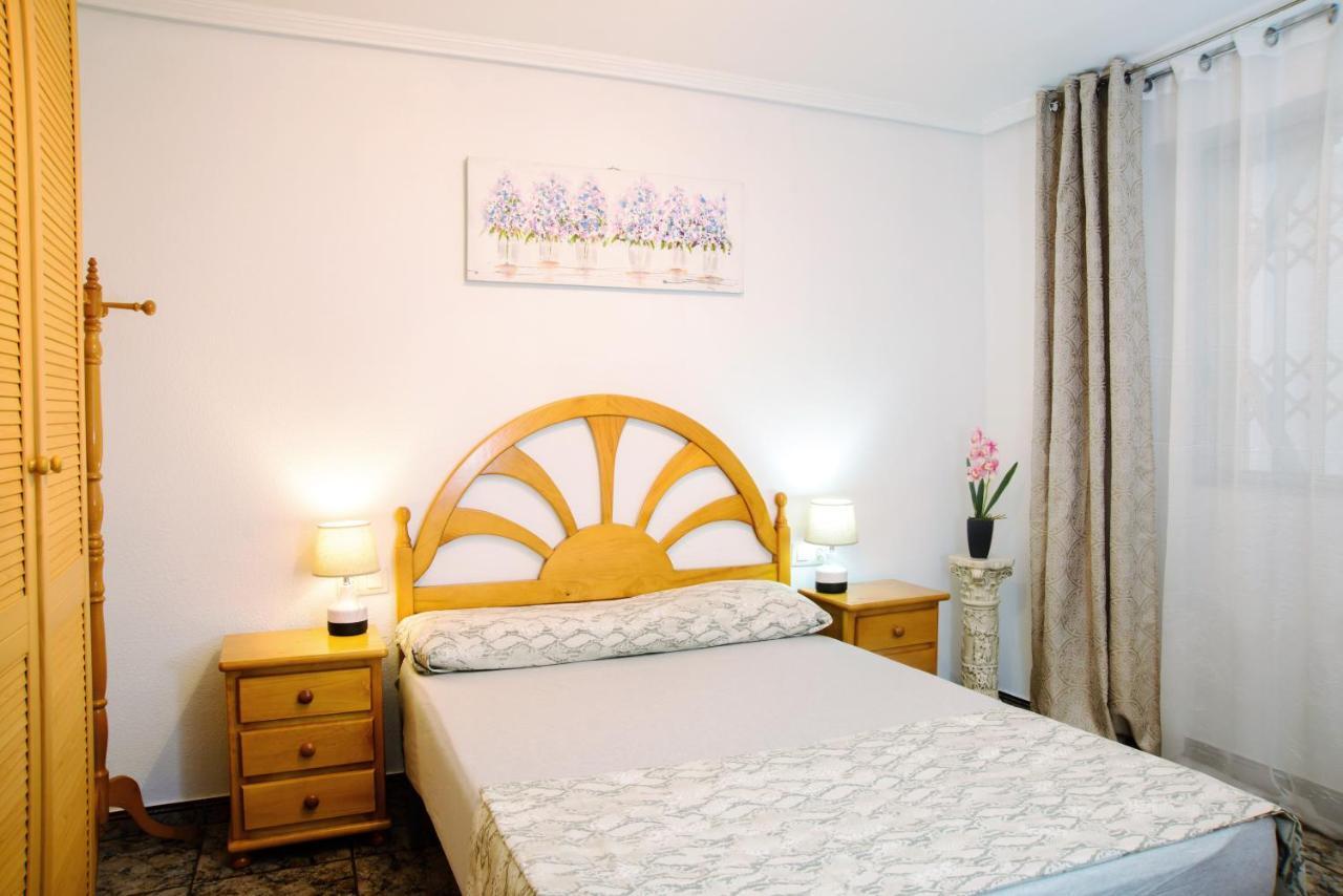 Holiday La Loma Apartment Torrevieja Exteriör bild