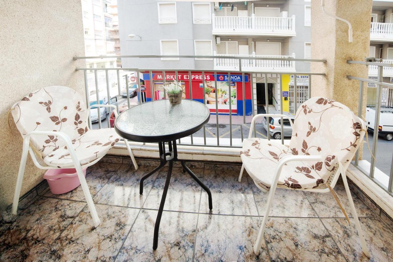 Holiday La Loma Apartment Torrevieja Exteriör bild